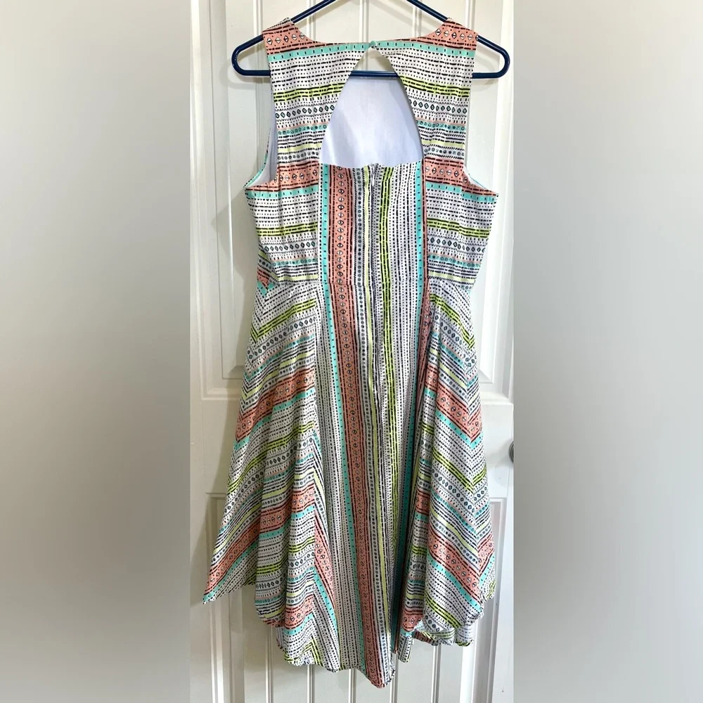 Torrid Multicolor Patterned Dress - Picture 2 of 4